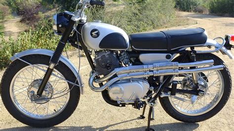 Small scramblers are back in fashion, making the elsinore one of the most sought after vintage honda motorcycles today. Vintage Honda Motorcycle Experts | Charlie's Place