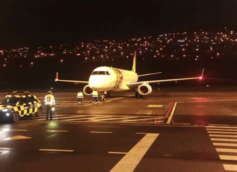 Administrada com duas doses com intervalo de 28 dias, no. TAP Air Cargo delivers COVID-19 vaccines for Portuguese