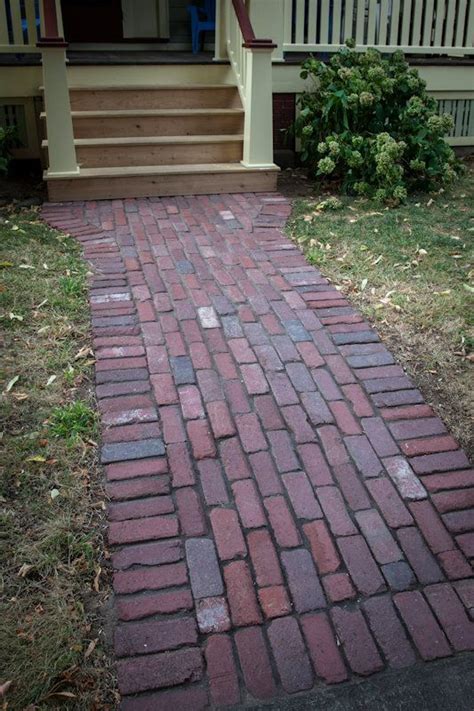 Reclaimed Jamestown Classic Street Bricks Experienced Brick And Stone