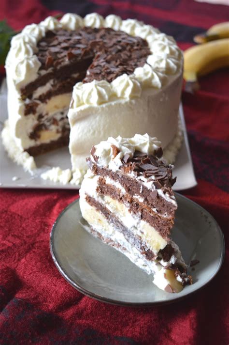 Desserts und süßes aus der südtiroler küche. Banana-Split-Torte | Kuchen und torten, Bananensplit ...