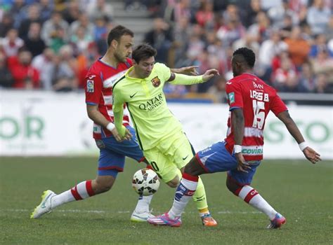 Dakikada arjantinli yıldızı lionel messi'nin golüyle öne geçerken, granada'ya galibiyeti getiren goller, 63. Imágenes del partido Granada Barcelona - foto 3 - MARCA.com