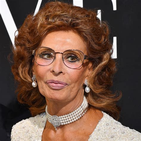 Bringing you the latest on sophia loren. Sophia Loren's Changing Looks | InStyle.com