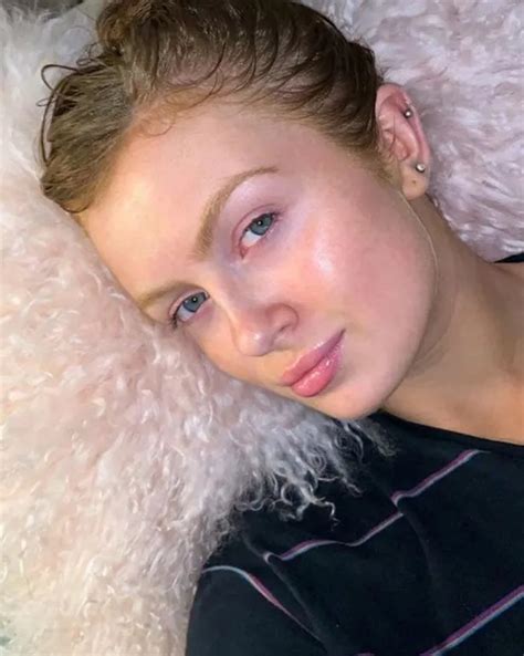 Eastenders Actress Maisie Smith Looks So Different To Character Tiffany