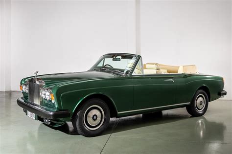 Its coachcrafting was distinctive from the other rolls royce models. 1978 ROLLS- ROYCE CORNICHE CONVERTIBLE 1 DROPHEAD - Price ...