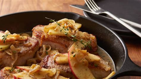 Top 3 Pork Chops With Apples And Onions Recipes Bistrolafolie