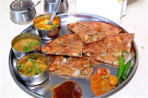 Street Food Of Agra 10 Dishes That You Must Try In 2023