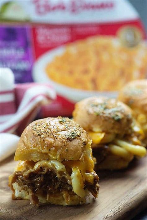 Pulled Pork Mac N Cheese Sliders — Buns In My Oven
