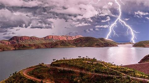 Prospective meteorologists usually take courses outside of the typical atmospheric sciences field. Bureau of Meteorology calendar 2017: Spectacular images of ...