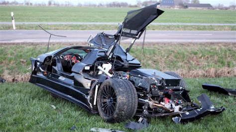 Gumpert News 20 Year Old Crashes Dads Gumpert 2011 Top Gear