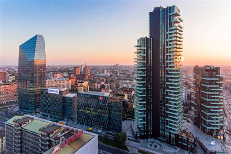 Milan served as the capital of the western roman empire. Quanto costa vivere in un grattacielo a Milano