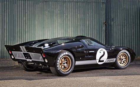 This Gt40 Mk11 Is Beautiful Rautos