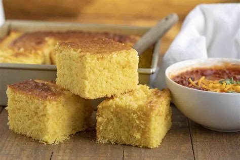 You can cook it in a square or round pan or cast iron skillet, or you can even turn it into corn muffins if you'd prefer. Corn Grits For Cornbread Recipe - Serve it as a side dish , dunk into stews, take it to ...
