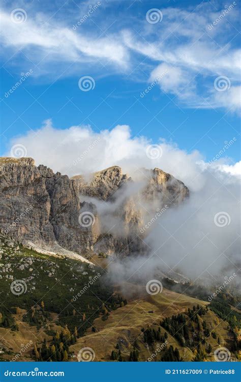 Passo Gardena In The Dolomites Above Val Gardena And Corvara Beautiful