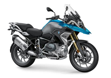 Opinions and positions stated in materials/articles herein are those of the authors and not by the fact of publication necessarily those of bmw moa; 2019 BMW R1250GS Guide • Total Motorcycle