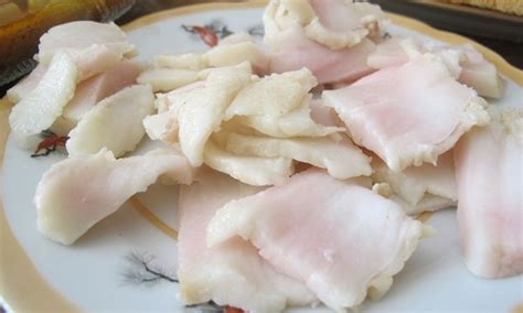 A Foodies Guide To Salo The Ukrainian Delicacy Made Of Cured Pork Fat