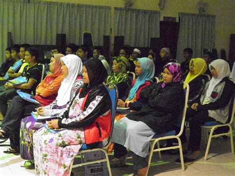Turut hadir dimajlis berkenaan ialah sdr. PENGGERAK DAKWAH DAERAH RANAU: Program Tahsin Solat Di ...