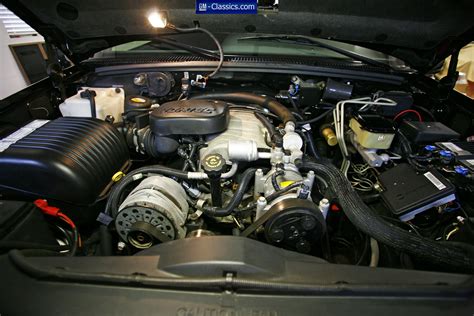 Chevy Silverado Vortec Engine