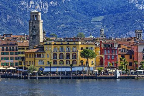 Get To Know Lake Garda In Italy
