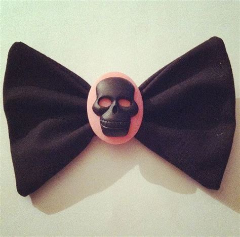 Black And Pink Skull Hair Bow By Aimeeedanielle On Etsy 500 Pink