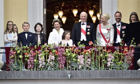 Kong harald er tilbake i norge 25. Kong Harald og dronning Sonja 80 år - - Dobbelt fantastisk ...