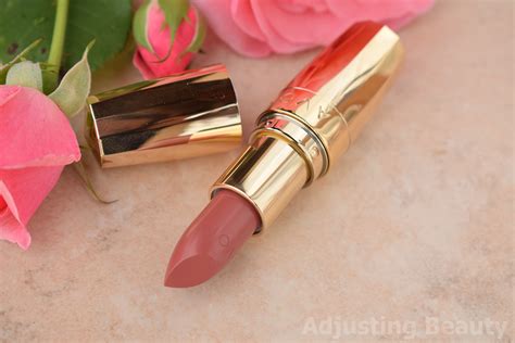 Review Avon Creme Legend Lipstick Iconic Adjusting Beauty