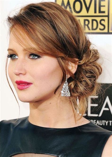 Jennifer Lawrence Hairstyle To Copy The Best Updo For Mid Length Hair