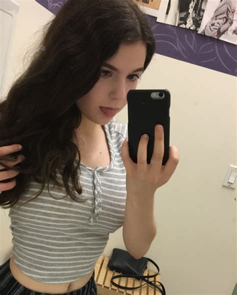 Becca Taking A Cute Bathroom Mirror Selfie Reactgirls
