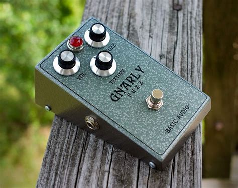 It just uses two transistors and a handful of other components. Gnarly Fuzz - wedge green DIY fuzz pedal | Green diy, Gnarly, Guitar pedals