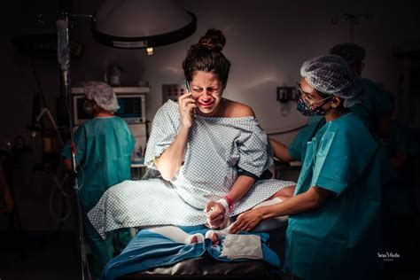 25 Raw Birth Photos That Capture The Beauty And Power Of Delivery