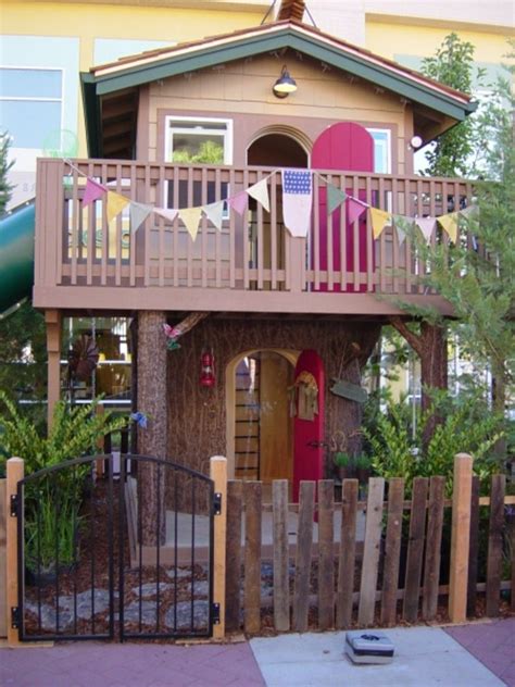 Two Story Playhouse Casas Club Pulte Homes Playhouse Outdoor