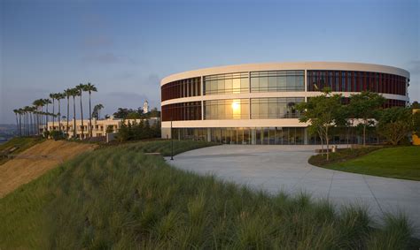 library at LMU, amazing views..I miss it. | Loyola marymount university