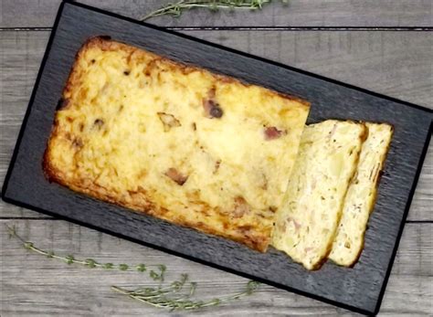 Shred the remaining raw potatoes. Herzhafter Kartoffelkuchen von Chefkoch-Video | Chefkoch