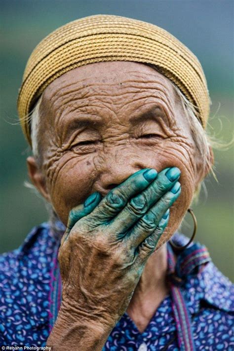 Photographer Captures The Beauty Of Vietnamese Secret Smiles Rostos Antigos Ideias Para