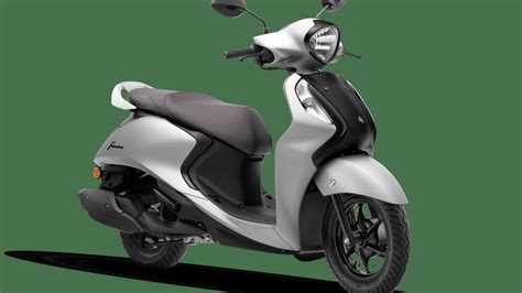 Yamaha Unveils Fascino 125 Fi Hybrid In Silver At ₹78098 The Hindu