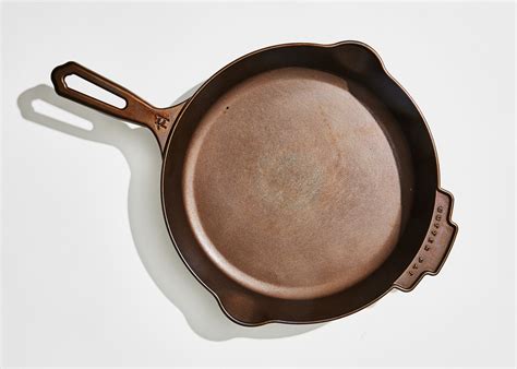 4 Beautiful New-School Cast-Iron Skillets We'd Cook With ...