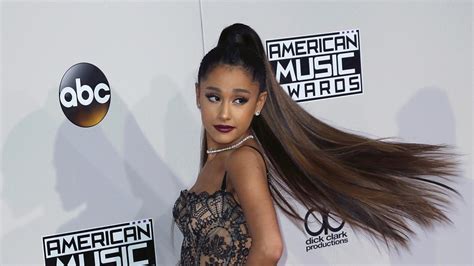 Alerte Ariana Grande Dévoile Ses Cheveux Naturels Et Cest Surprenant