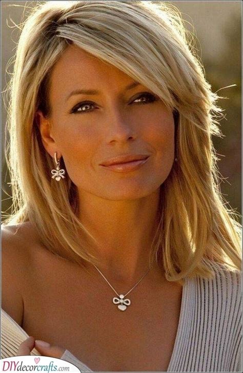 50 Youthful Hairstyles And Haircuts For Women Over 50 Photos