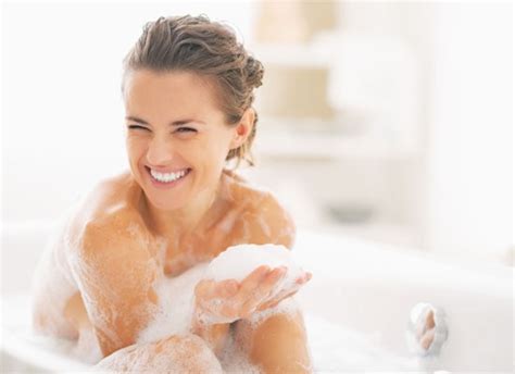 Slik Vasker Du Deg Selv En Veiledning Til Personlig Hygiene Og Å Dusje