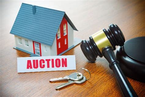 Investors Acquire Real Estates Through Auctions Heres How Small