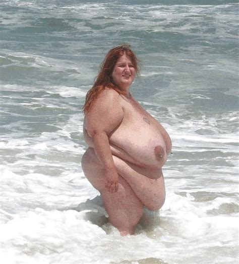Nude Ssbbw At Beach 11 Pics