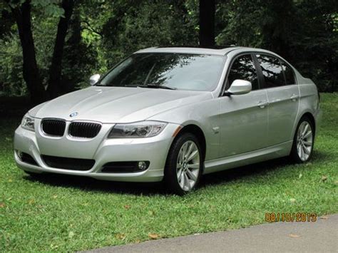 Detailed specs and features for the used 2011 bmw 3 series 328i xdrive including dimensions, horsepower, engine, capacity, fuel economy, transmission, engine type, cylinders, drivetrain and more. Buy used 2011 BMW 328i xDrive Sedan 4-Door 3.0L Titanium Silver Metallic only 15k miles in ...