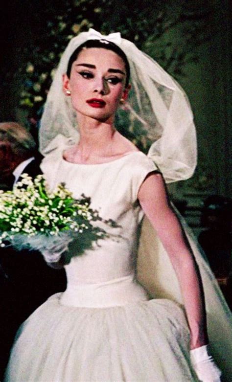 Pin By Vilovilo On Wedding Audrey Hepburn Wedding Audrey Hepburn Dress Audrey Hepburn Photos