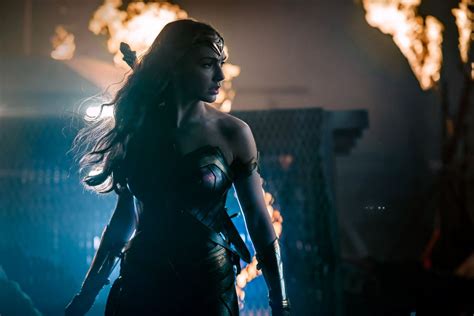 Gal Gadot Justice League 2017 Posters And Promotional Photos • Celebmafia