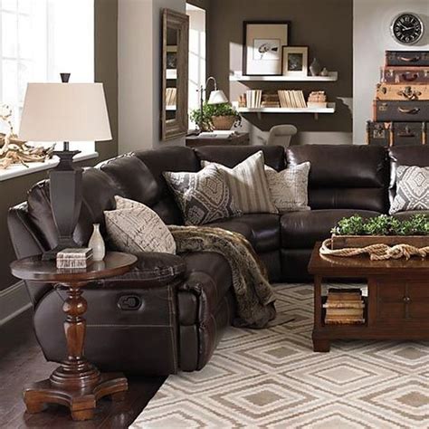 Beautiful Leather Couch Decorating Ideas For Living Room14 Leather
