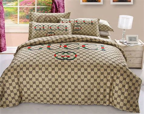Shop discount black and white queen size luxury bedding sets online for your luxurious living. Gucci Inspired Queen Set | Bedding sets, Luxury bedding ...