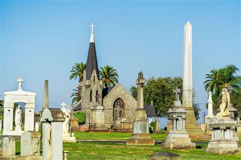 Calvary Cemetery And Mortuary Los Angeles Fd 1681 Catholic Cemeteries