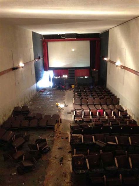 Movie Theater Pictures 32 Crazy Things You Will Need In Your Dream