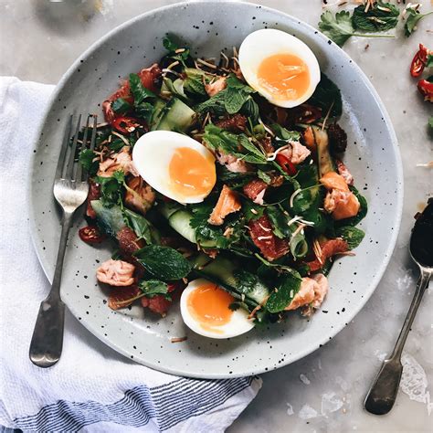 Strawberry poppyseed chicken salad sandwiches. HOT SMOKED SALMON AND PINK GRAPEFRUIT SALAD | The Healthy ...