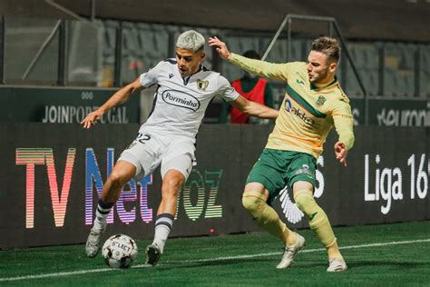 The official instagram account of fc paços de ferreira. Meia distância resolve em Paços de Ferreira - FC Famalicão