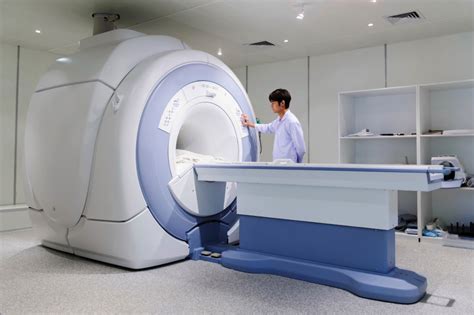 Unlike mri, in which the patient would be placed inside the tunnel of the scanner, when undergoing a ct scan, the patient rarely experiences claustrophobia. What is diagnostic medical physics? | Krueger-Gilbert ...
